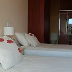 Nocleg ze śniadaniem Moimenta 4*