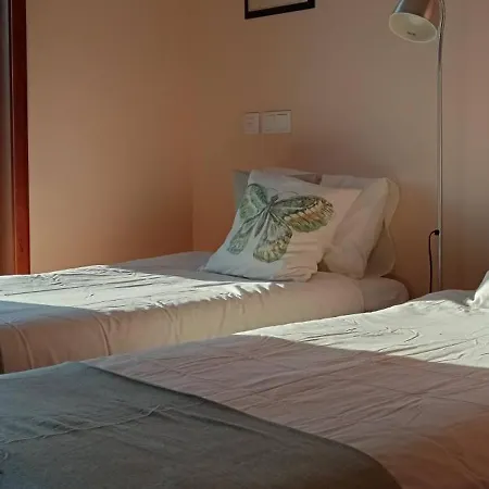 לינה וארוחת בוקר Moimenta