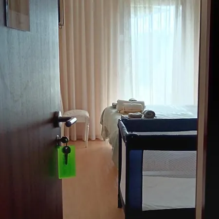 Moimenta לינה וארוחת בוקר מינדלו